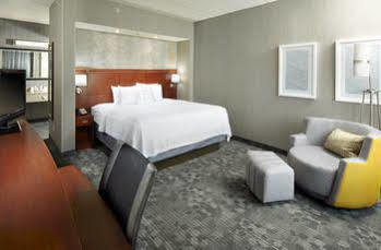 Courtyard Pittsburgh Hotel