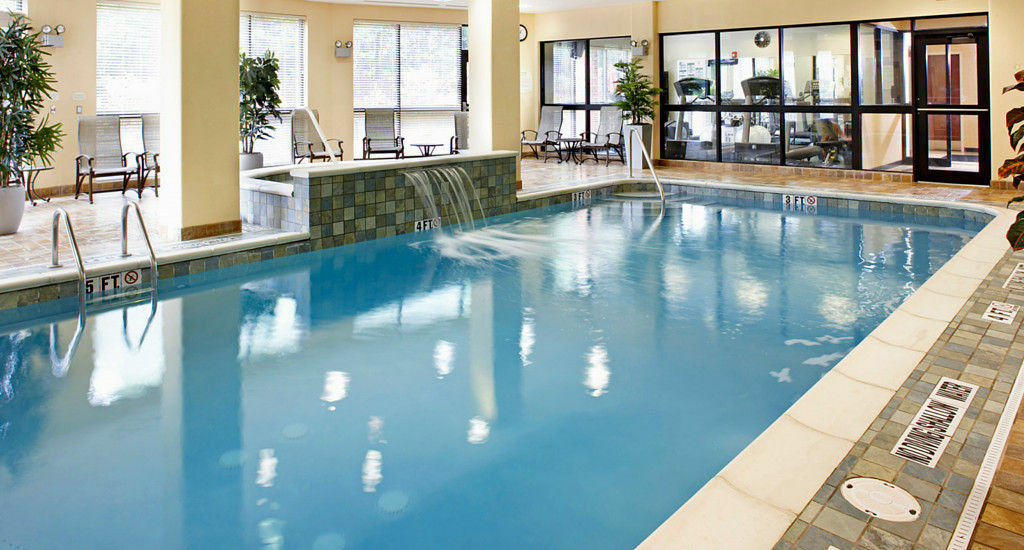 Courtyard Pittsburgh Hotel 3*